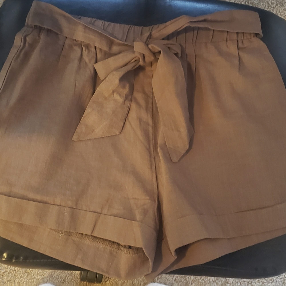 Khaki shorts